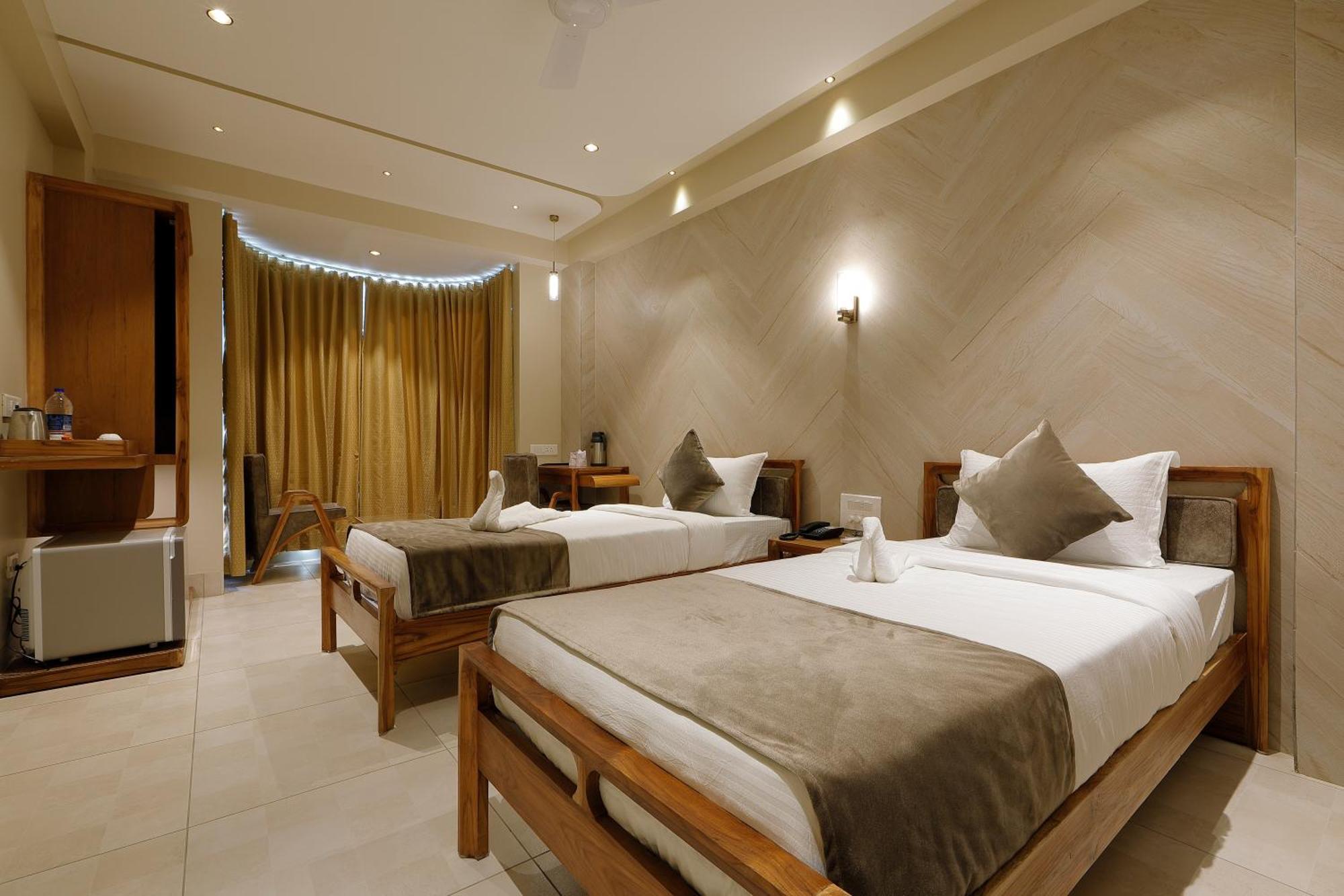 Artilla Inn Amhedabad Dış mekan fotoğraf