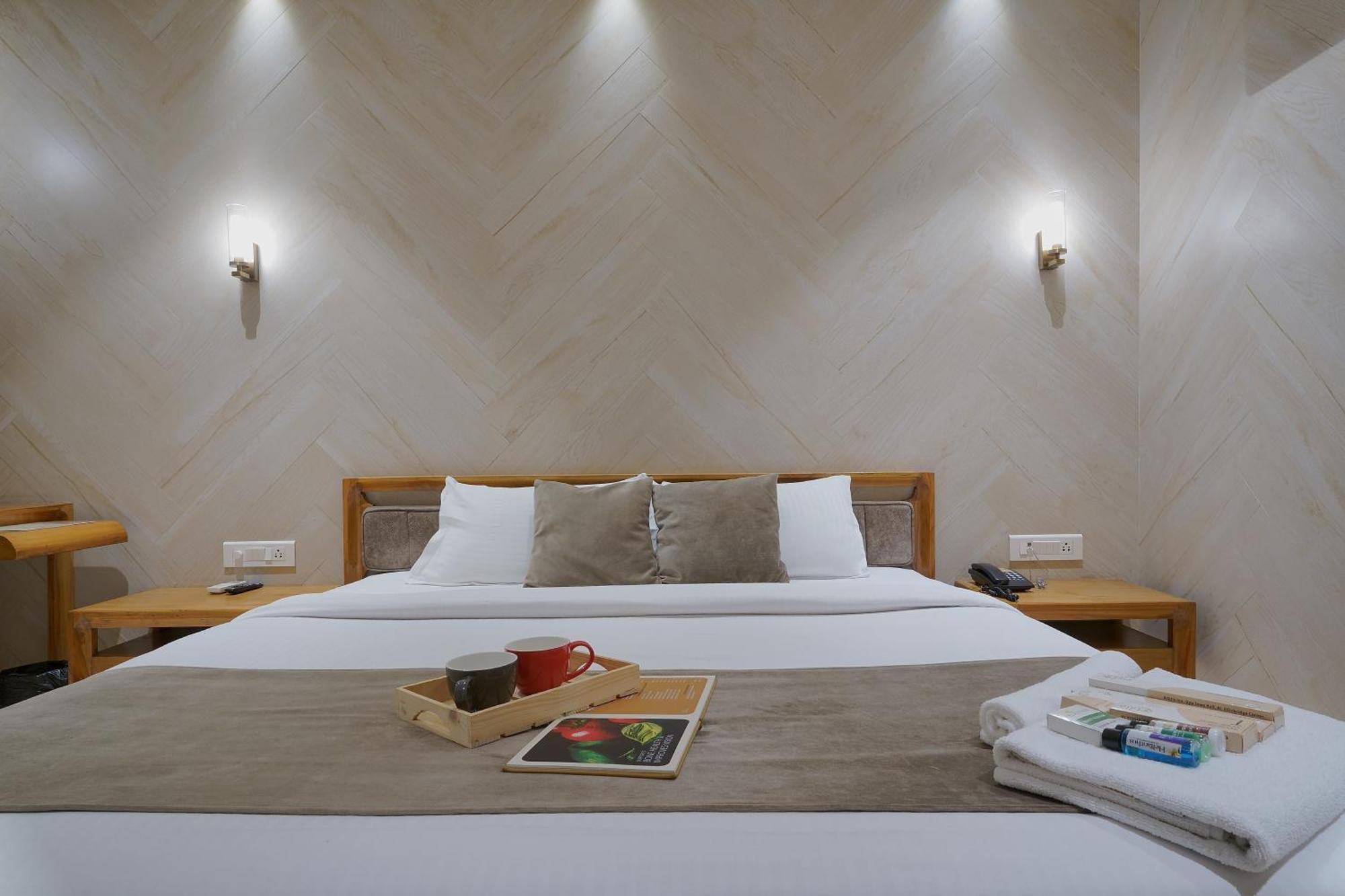 Artilla Inn Amhedabad Dış mekan fotoğraf