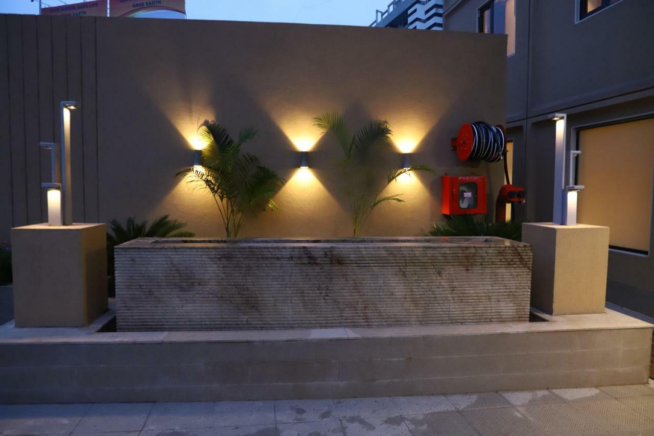 Artilla Inn Amhedabad Dış mekan fotoğraf