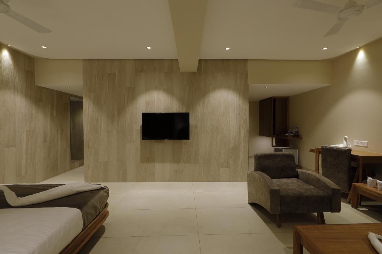 Artilla Inn Amhedabad Dış mekan fotoğraf