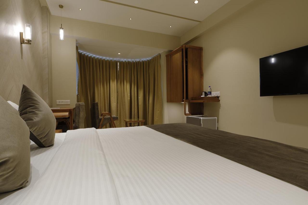 Artilla Inn Amhedabad Dış mekan fotoğraf